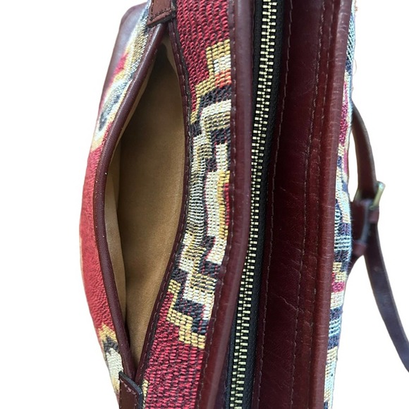 Patricia Nash Bags Patricia Nash Salvina Peruvian Tapestry Bag - Picture 4 of 11